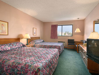 Super 8 Vegas Boulder Highway Hotel 2*